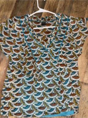 Nicole Miller Nicole Fan Print Georgette Ruffle Sleeve V-Neck Blouse •Size M•